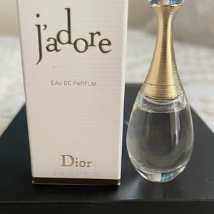 Dior j’adore mini eau de parfun 5ml